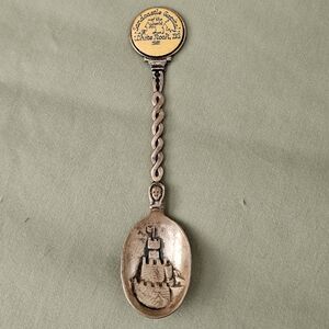 Sandcastle Capital of the World‎ White Rock, BC 1981 Silverplated Souvenir Spoon